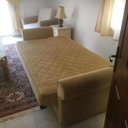Frankies Penthouse * Turunç